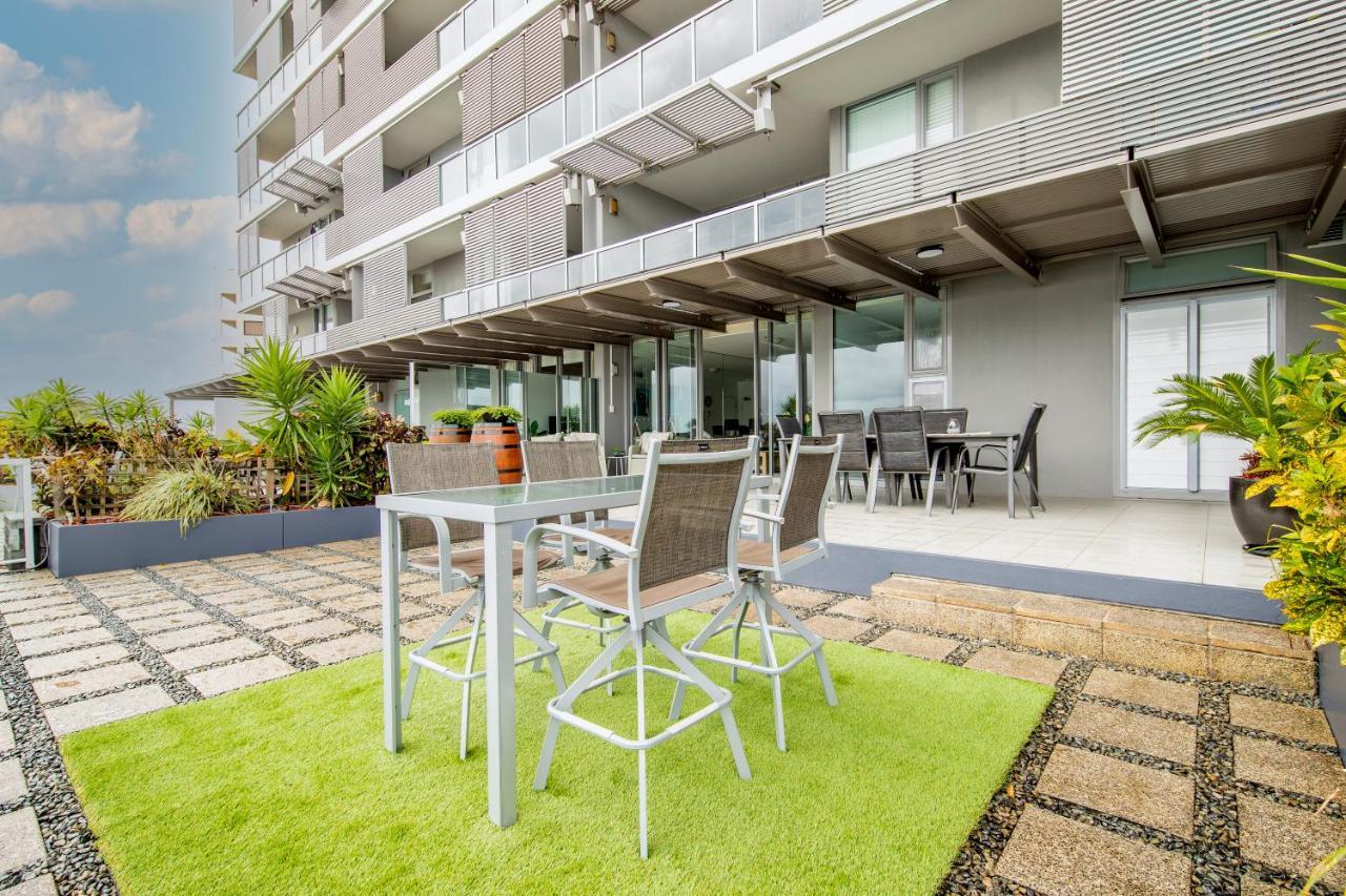 Cairns Waterfront Luxury At Harbourlights 아파트 외부 사진